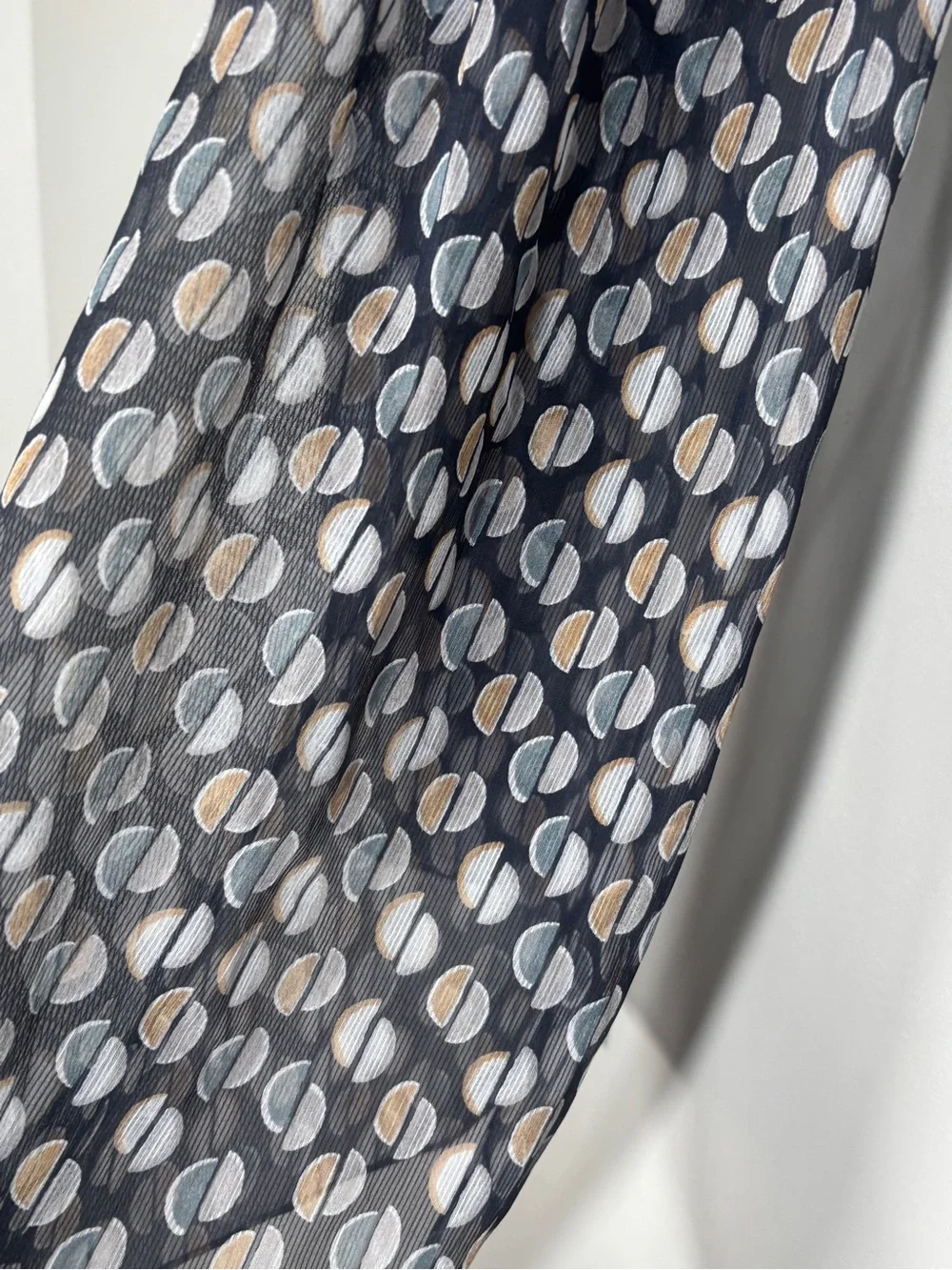 NWT Ann Taylor Factory Navy Scarf with Beige and Light Gray Dot Pattern